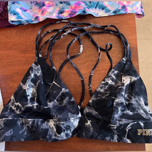 VICTORIAS SECRET BRALETTES TIE DYE - Picture 5 of 6